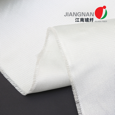 औद्योगिक उपयोग के लिए उच्च तन्यता ताकत शीसे रेशा साटन बुना कपड़ा बुना शीसे रेशा कपड़ा